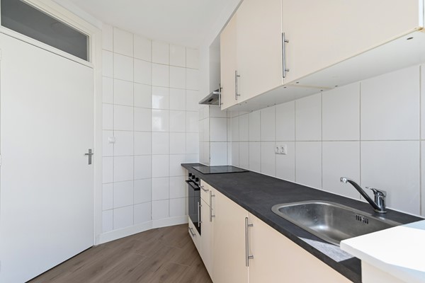 Medium property photo - Velpsestraat 52, 2573 SP Den Haag